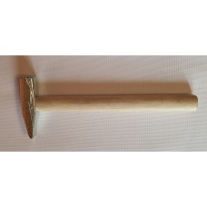 Молоток слесарный 800г квадратный боек, деревянная ручка